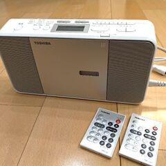 【お取引中】東芝　CDラジオ TY-C300