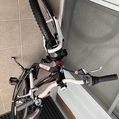 スペシャライズド　マンウテンバイク　24インチ