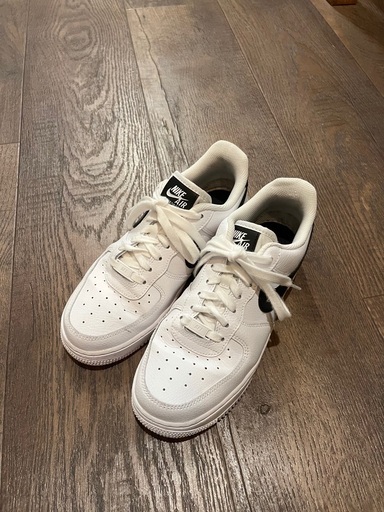 現金6000円　ナイキ　エアフォース1  ０７　NIKE ウィメンズ　25.5cm