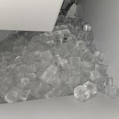 ❇️今週のみ出品✨製氷機‼️売り切り‼️使用２年ほど