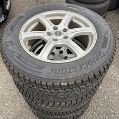 225/65/17 スタッドレス　2019年製造