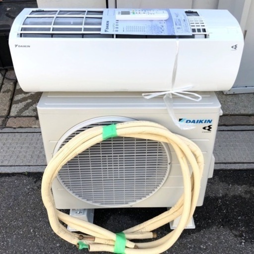 a）2021年製 美品 DAIKIN ダイキン ルームエアコン S22YTES-W（F22YTES-W＋R22YES）暖房 5〜6畳 /冷房 6〜9畳 ジャンク扱い