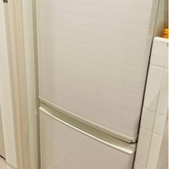 冷蔵庫　ホワイト　137l 2020年製