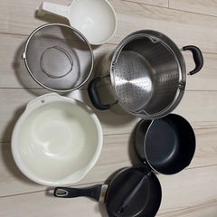 フライパン、鍋、パスタ用鍋、ザル、ボウル