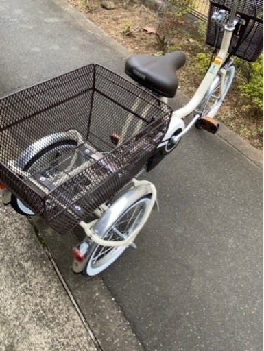 電動アシスト三輪車 ヤマハPASワゴン ほぼ新車