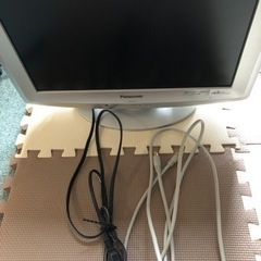 テレビ譲ります　17型