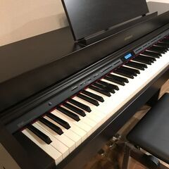 ローランド　HP603　電子ピアノ　椅子　譜面　ヘッドホン付　ほぼ新品!!!