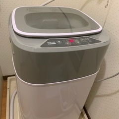 小型コンパクト洗濯機！