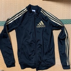 adidas  M  美品！700円