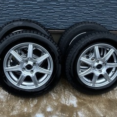 【ご成約ありがとうございました(*˘︶˘*).｡.:*♡⠀】185/65R15 バリ溝！　美品！