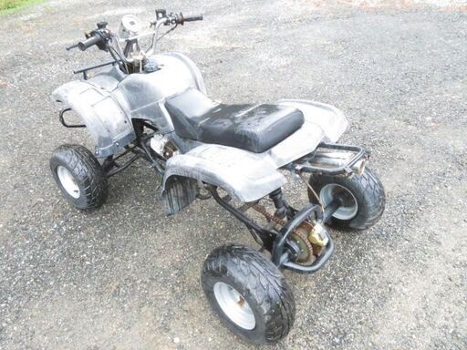 レストアベース現状売り/不動要整備　ビック４輪バギー(110cc)　カギ有/書類有　圧縮〇　取引連絡が早い方優先 レストアベース現状売り/不動要整備 ビック4輪バギー(110cc) カギ有