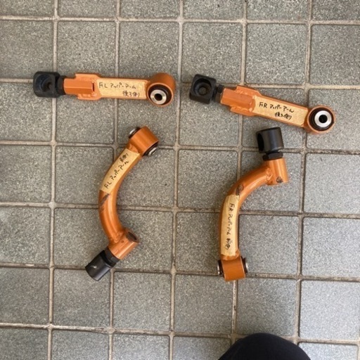 アッパーアーム institutoloscher.net