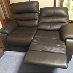 決まりました⭐︎2人用電動本革リクライニングソファ