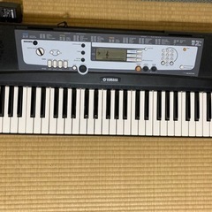 電子ピアノ  YAMAHA  E213 