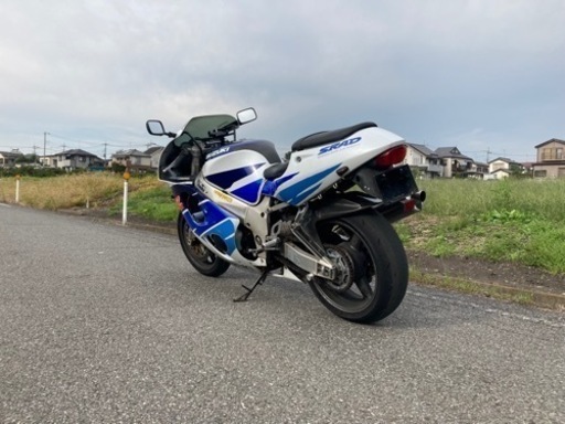 逆車フルパワー　GSX-R750