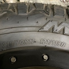 値下げしました！マキシス 315/70R17 4本 バリ溝 ランクル等に 