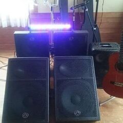 1000Wスピーカー2本15000円 今も使用して居ます。