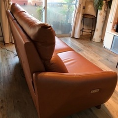 3人掛け電動ソファ 本革 「YES140003LBR3P」 ライトブラウン ヤマダオリジナル 3人掛け電動ソファ ライトブラウン