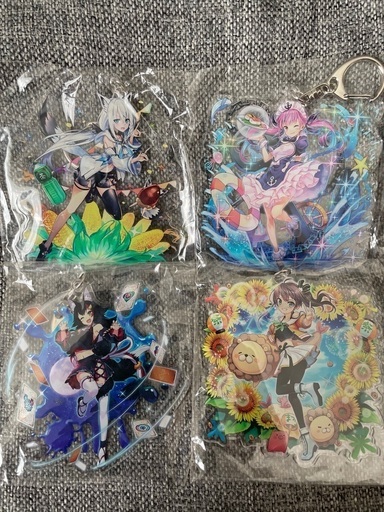 ホロライブ　暁のブレイカーズコラボ　キーホルダー