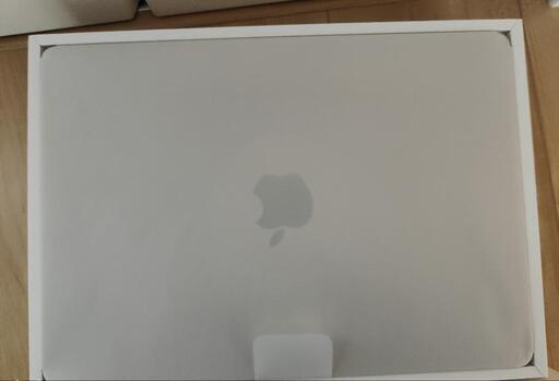 Macbook air  m2  2022  16GB 美品