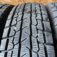 極上タイヤ　YOKOHAMA ヨコハマ　G075 175/80R16 スタッドレス タイヤ　2019年製　16インチ
