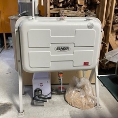 ★サンダイヤ　オイルタンク　屋根付き　屋根新品！★