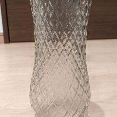 【決まりました】ガラス製の花瓶