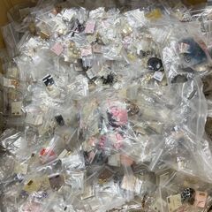 一つ当たり5円】女性のアクセサリー類の在庫を引き取ってくださる方
