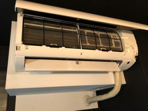 17年製 DAIKIN ダイキン ルームエアコン F25UTES-W□8畳程度