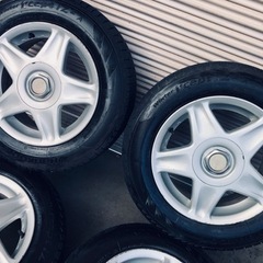 冬タイヤ  175/70R14 ブリヂストン製アルミ付きスタッドレス4本組