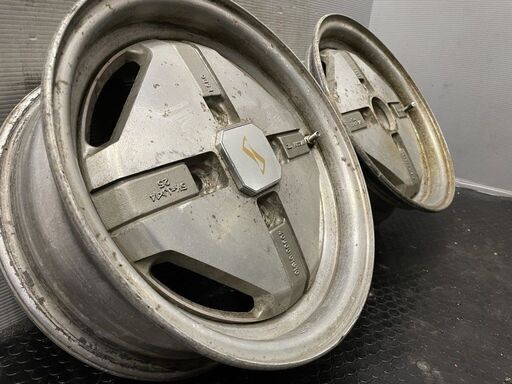 旧車ホイール 日産 R30スカイライン 純正ホイール 鉄仮面 14インチ 2本 5.5J4HPCD114.3+25 当時物　(VHD330) クレジットカード QRコード決済可能