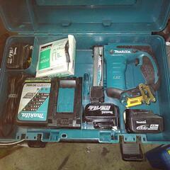 マキタ　st420drf 4ミリタッカーフルセット