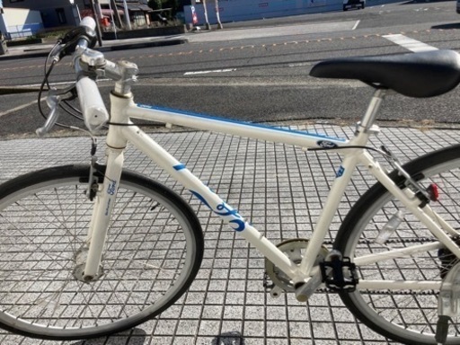 クロスバイク】フォード製 7段変速 前後タイヤ、サドル、グリップ新品