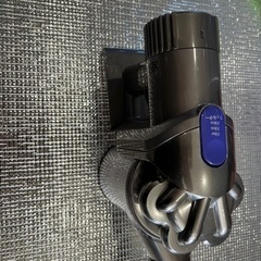 dyson DC45 本体 バッテリー稼働時間　約14分