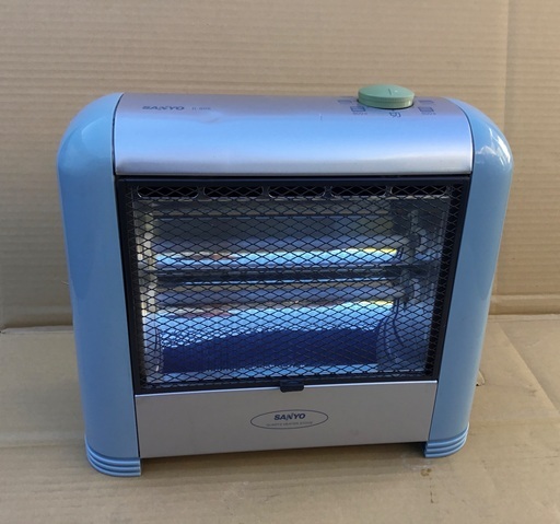 ＜動作・美品＞サンヨー電気ストーブ・ほぼ未使用・すぐ暖まります♪