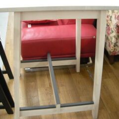 R438 IKEA  BJORKUDDEN バーテーブル ハイ椅子x2 セット 美品 R438 IKEA BJORKUDDEN バーテーブル ハイ椅子x2 セット 美品
