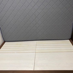 2020年3月に購入したダブルサイズ大きいベットです。