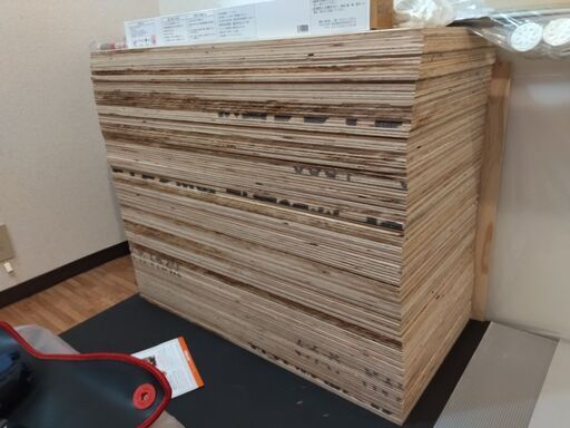 ★値下げ★　『1/4畳の構造用合板1枚300円』910x455x12mm（22枚組）