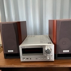 腕時計ケース/SONYスピーカー/ONKYOスピーカー