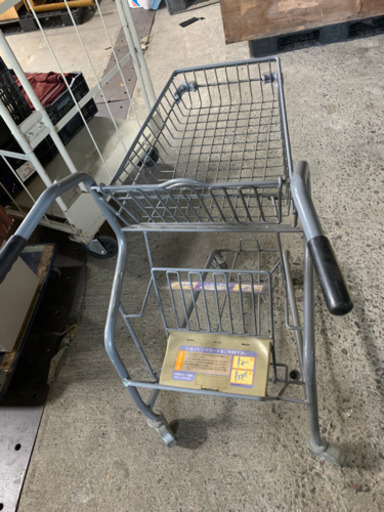 買い物キャリー　カゴ付き