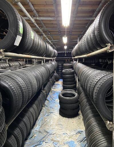 ストア ⛄175/65R15❄️工賃込み！アクア、カローラフィールダー  