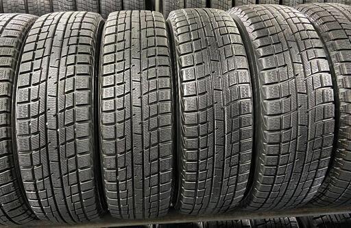 ⛄175/65R15❄️工賃込み！アクア、カローラフィールダー、ヴィッツ 