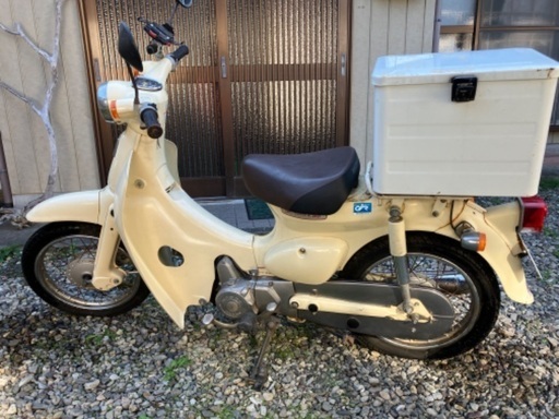 リトルカブ中古　ベージュ　セル付き４速　2022/12/2まで
