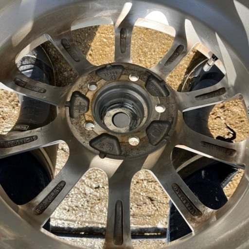 195/60R15 ダンロップ　プリウス等に！