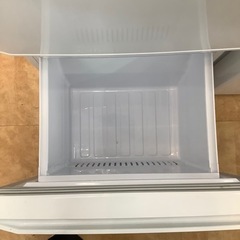 トレファク摂津店 】MITSUBISHI（三菱）の2017年製2ドア冷蔵庫が入荷