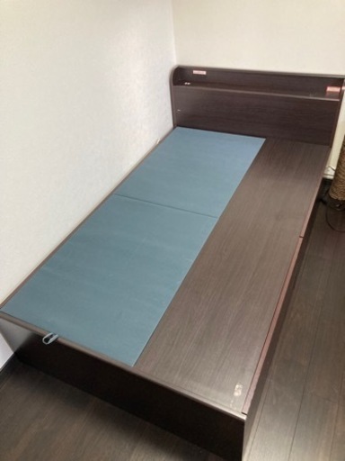 ニッセン　セミダブル　ベッド