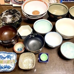 どんぶり、茶碗、小皿など