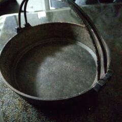 すき焼き用の鉄鍋