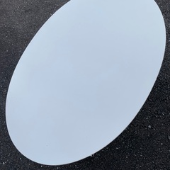 楕円形テーブルホワイト