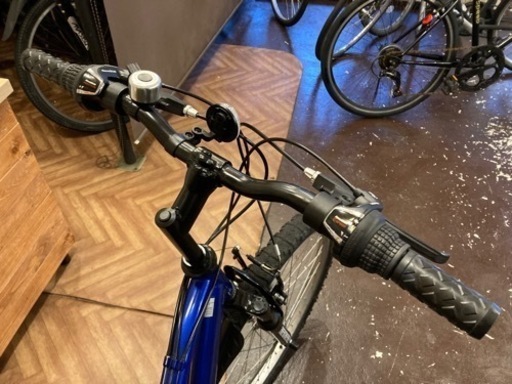 【アメリカンイーグル】サスペンション付き　18段変速　26インチマウンテンバイク　ブルー アメリカンイーグル】サスペンション付き 18段変速 26インチマウンテン